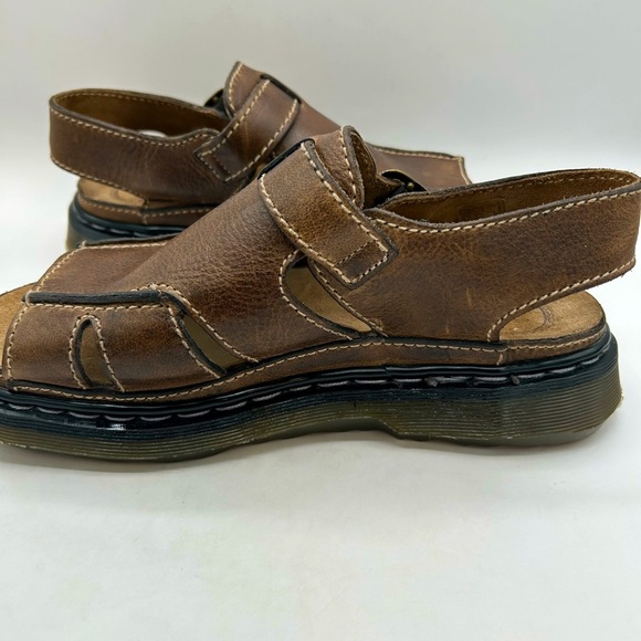 RARE DR MARTENS Sandals Mens SZ 10 
Brown Leather Fisherman Chunky 
ENGLAND Y2K - Picture 13 of 16